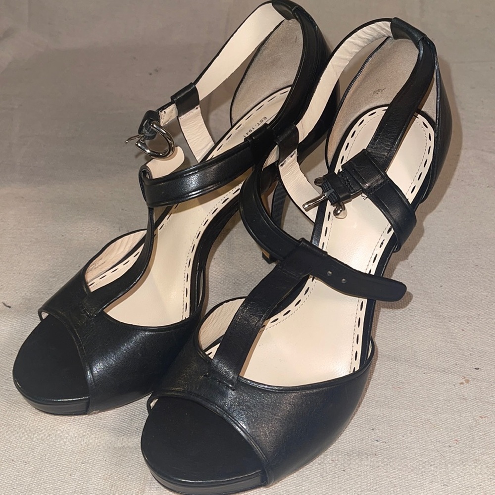 Women’s Designer Shoes